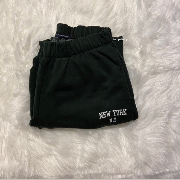 BM forest green sweats - Picture 1 of 5